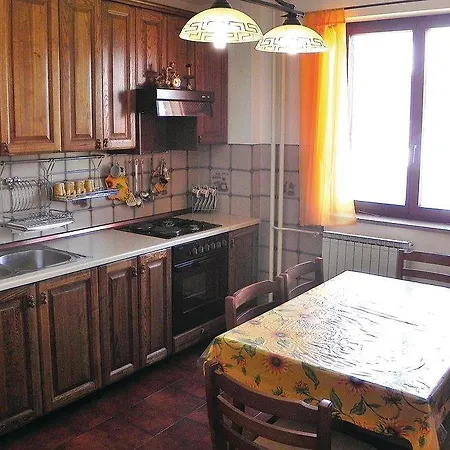 Spacious Flat In Tk1