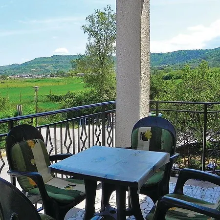 Spacious Flat In Tk1 * Izola
